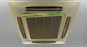 Before：【横浜市磯見区】天カセエアコン4方向入れ替え工事｜配管の取り回しも丁寧に対応